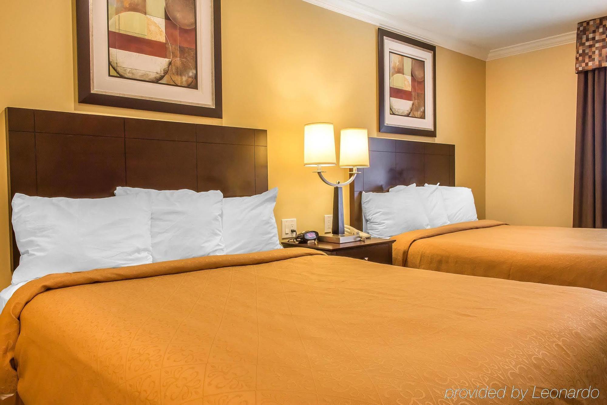 Quality Inn Near Mountain Creek Vernon Εξωτερικό φωτογραφία