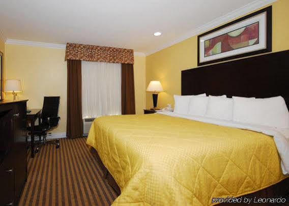 Quality Inn Near Mountain Creek Vernon Εξωτερικό φωτογραφία