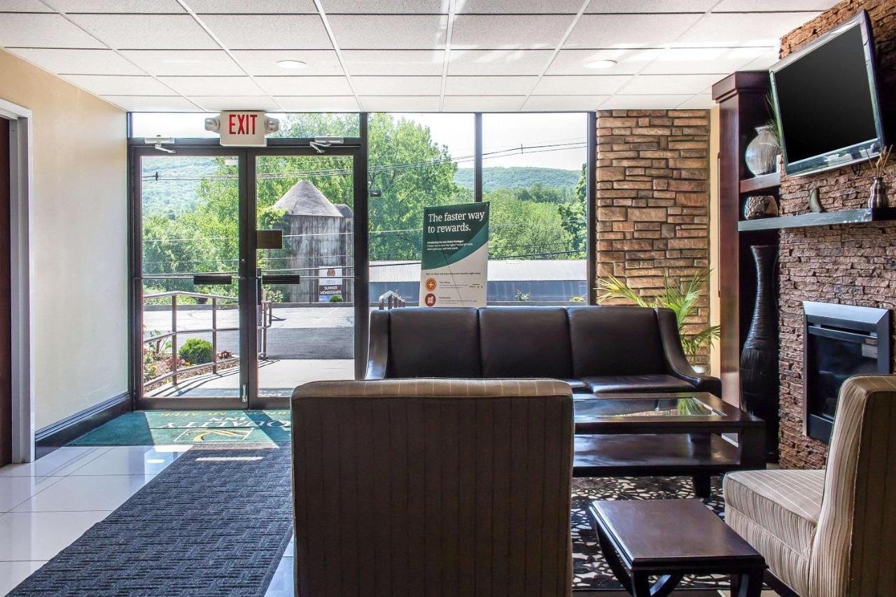 Quality Inn Near Mountain Creek Vernon Εξωτερικό φωτογραφία