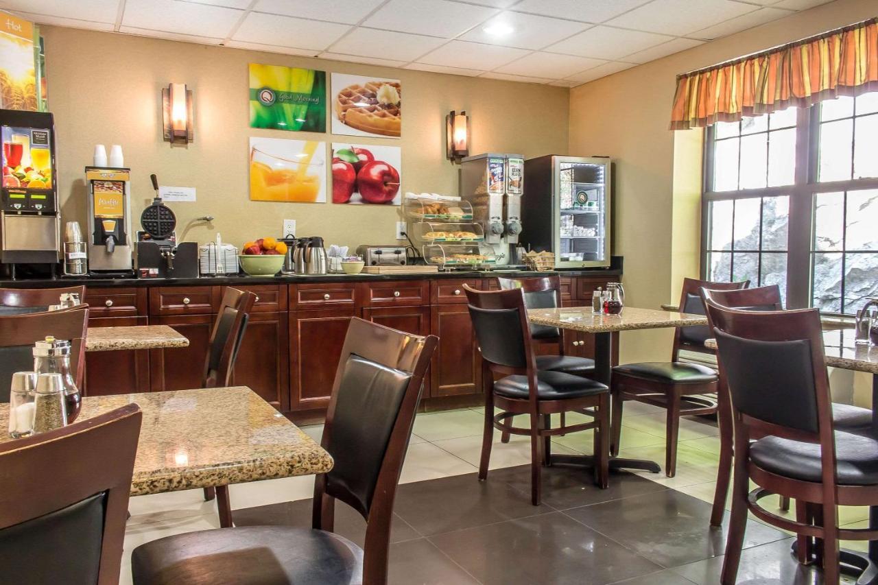 Quality Inn Near Mountain Creek Vernon Εξωτερικό φωτογραφία